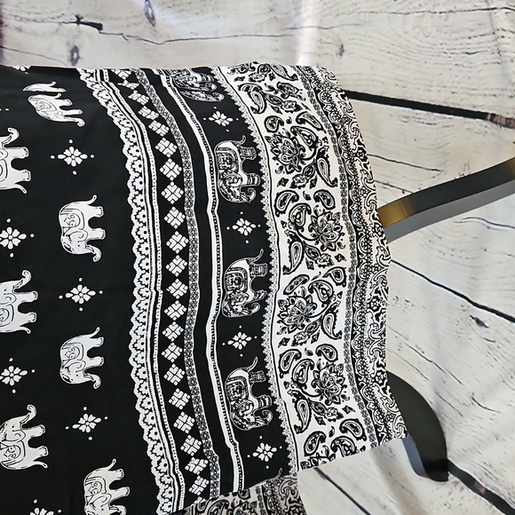 Forever 21 Elephant Print Palazzo Pants Size Small - Picture 4 of 7